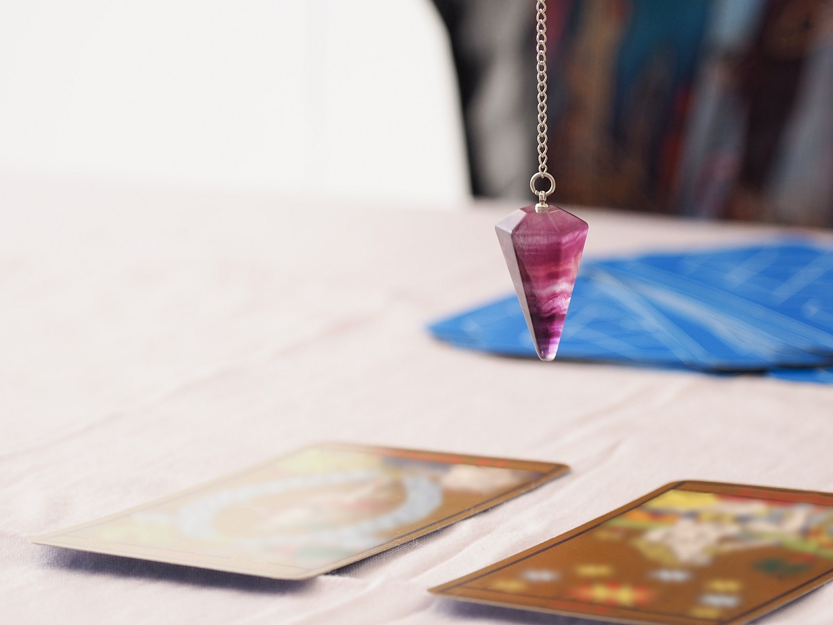 Pendule divinatoire avec réponse oui non immédiate et gratuit
